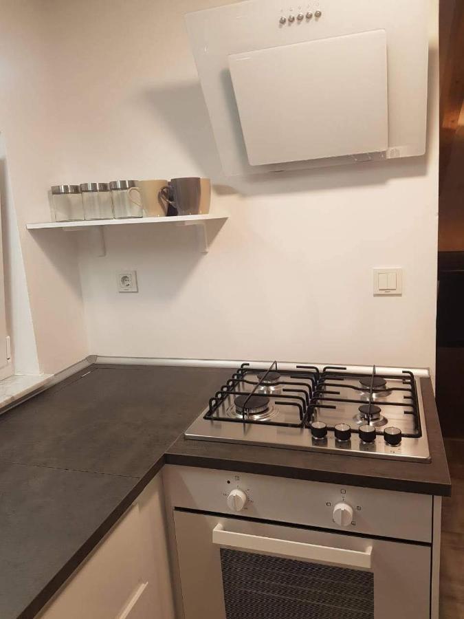 Apartments And Rooms Ivana Đảo Krk Ngoại thất bức ảnh